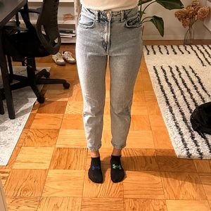 stradivarius jeans non slim Size 4